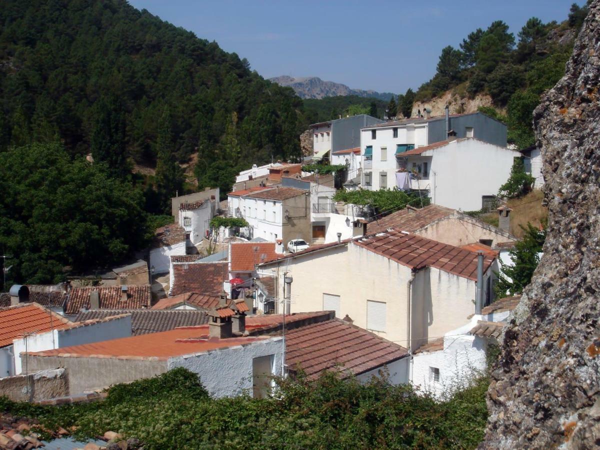 Apartamentos El Callejon Riopar Exterior photo